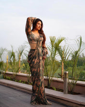 Load image into Gallery viewer, 1 Min Ready To Wear Georgette Printed Designer Saree
