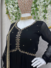 Load image into Gallery viewer, Black Georgette Handwork Stitched Salwar Suit
