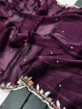 Load image into Gallery viewer, Amazing Purple Colour Jimmy chu Fabric with Thread Work Saree
