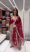 Load image into Gallery viewer, Beautiful Suit Georgette Fabric Red Colour With Inner And Thread Work
