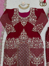 Load image into Gallery viewer, Beautiful Suit Georgette Fabric Red Colour With Inner And Thread Work
