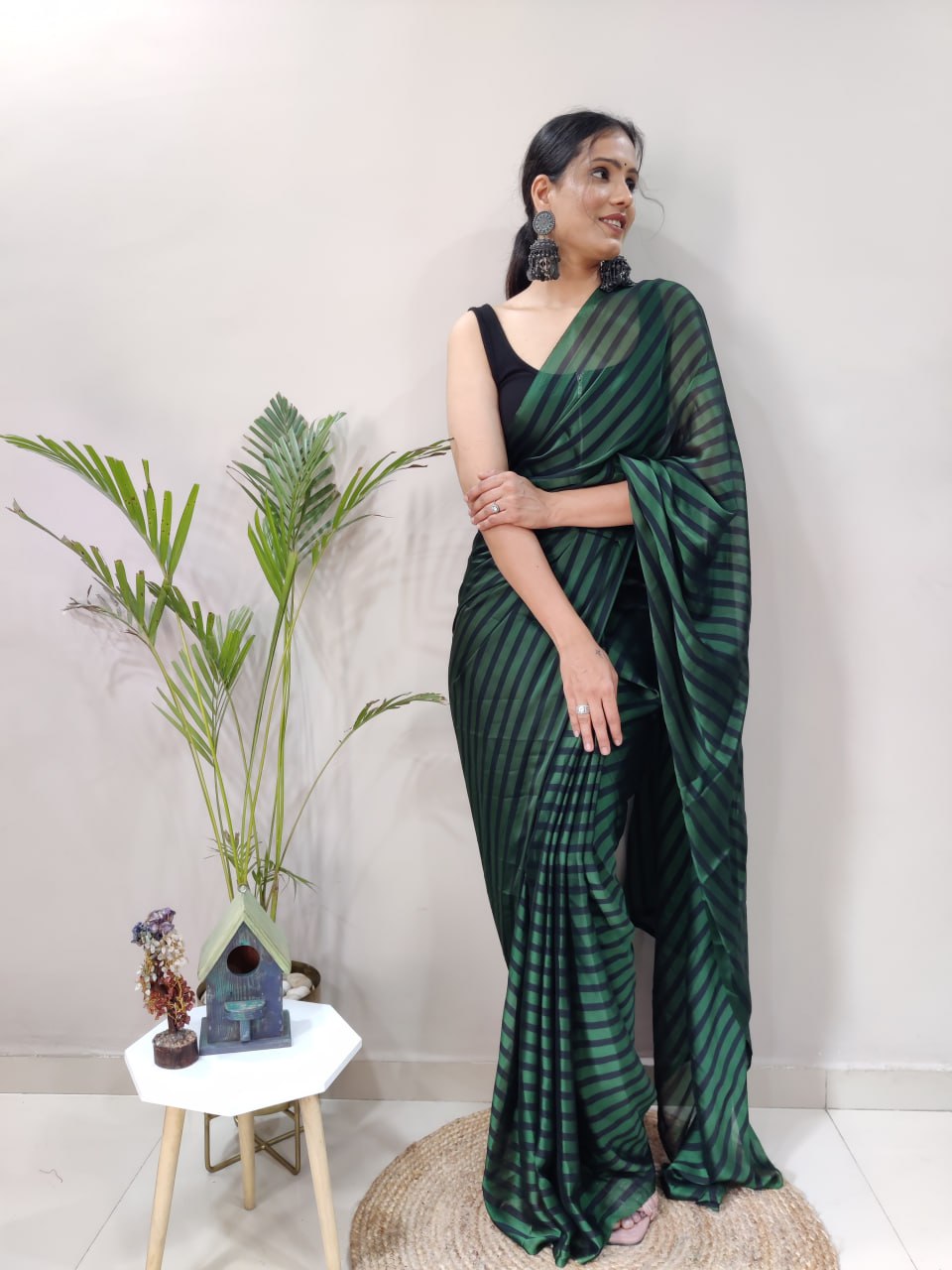 Gloruious Looking Rangoli Silk Patta Pattern Saree Blouse